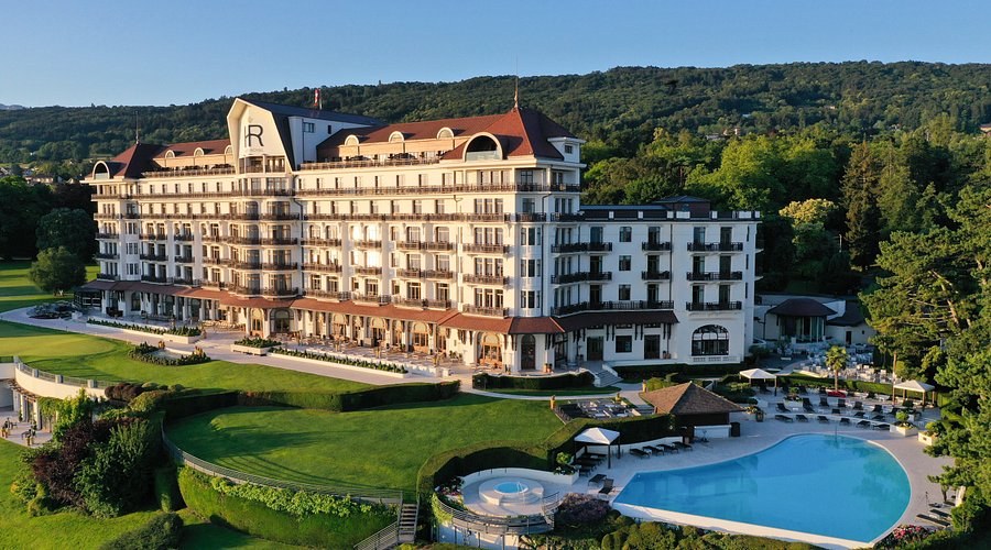 Evian Resort
